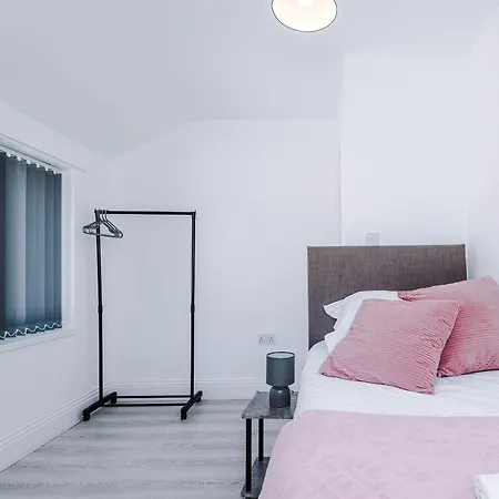Dom wakacyjny Sleeps 10, 5 Beds, Free Parking, Contractors Skipton